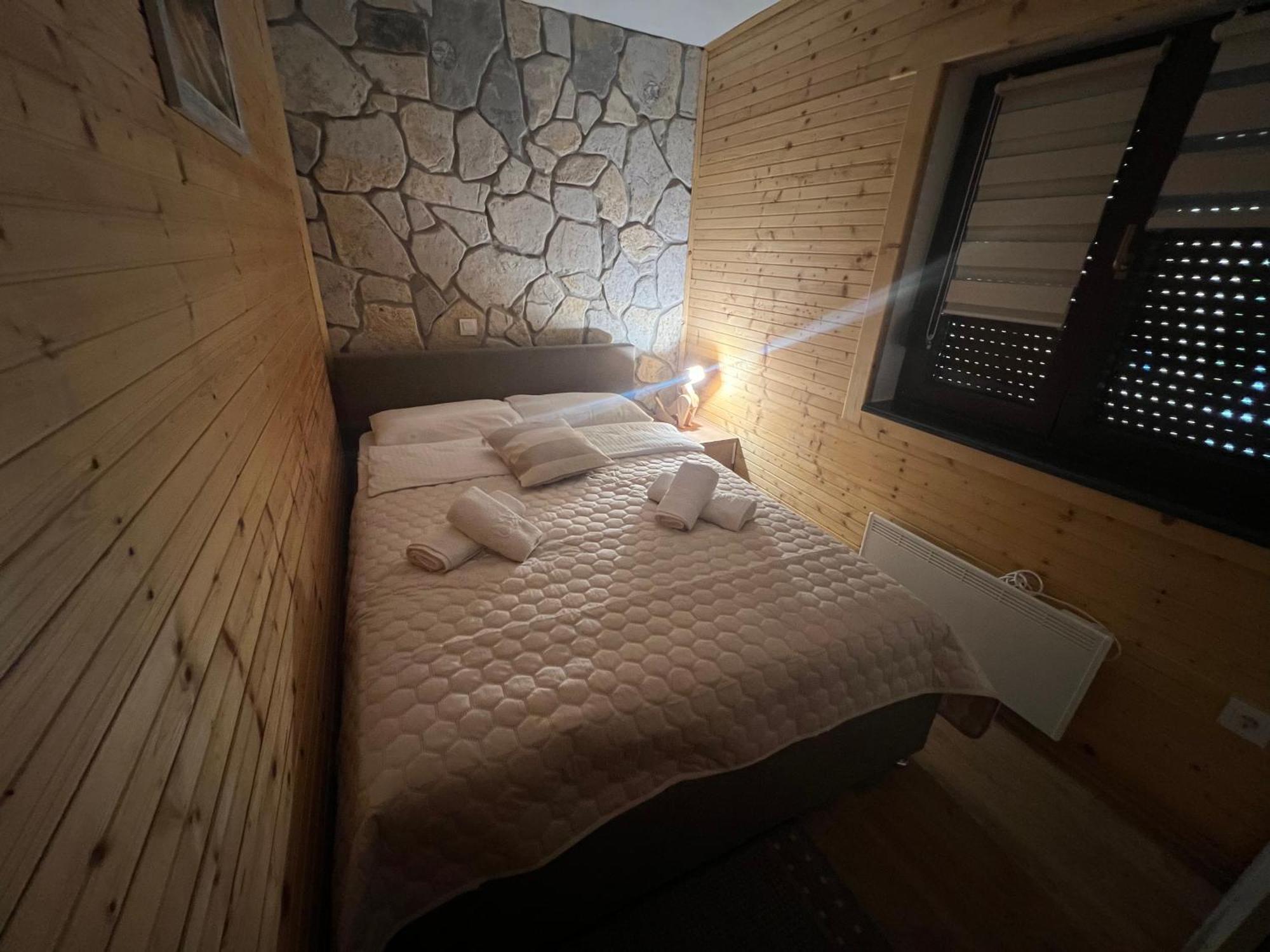 Zen Den Apartments Otočac Exteriér fotografie